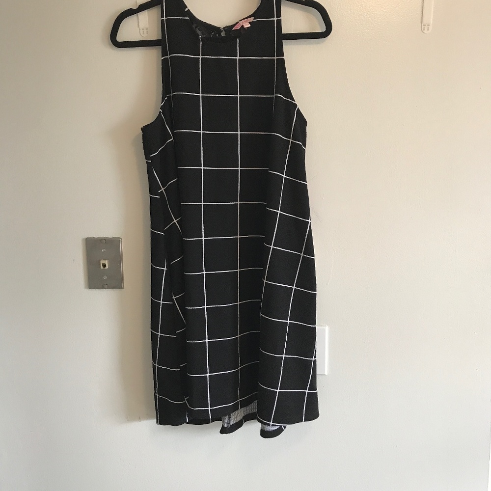 Retro Inspired Checkered Dress WITH POCKETS!